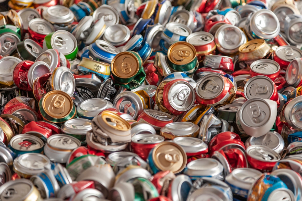 crushed aluminium cans